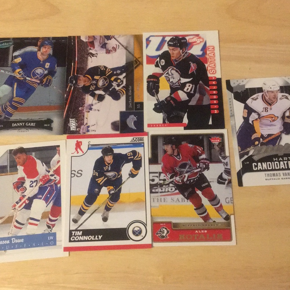 Buffalo Sabres NHL Collectible Hockey Cards